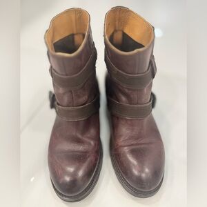 Sebago Laney Mid Boots. Brown Leather with Buckle Straps